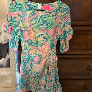 Lovely Lilly dress. Excellent quality and style!